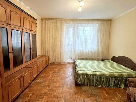 квартира за адресою Червоної Калини просп. (Володимира Маяковського), 95