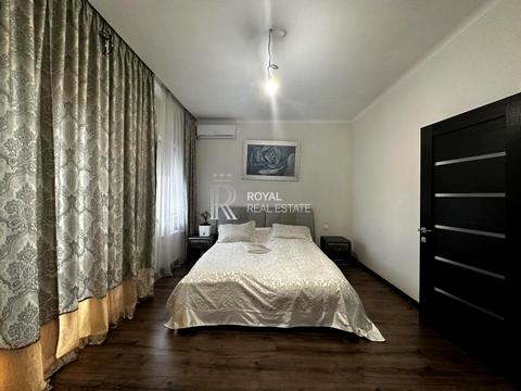 будинок за адресою Кленова вул.