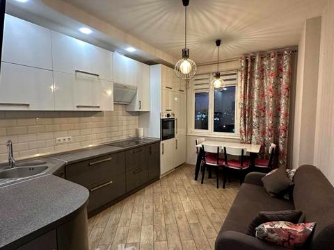квартира за адресою Київська вул., 245