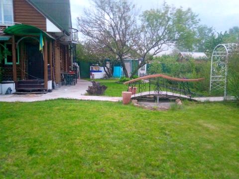 будинок за адресою Орхідейна, 1