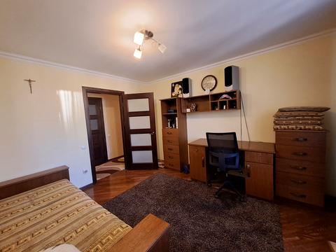 квартира по адресу Степана Бандеры просп., 70