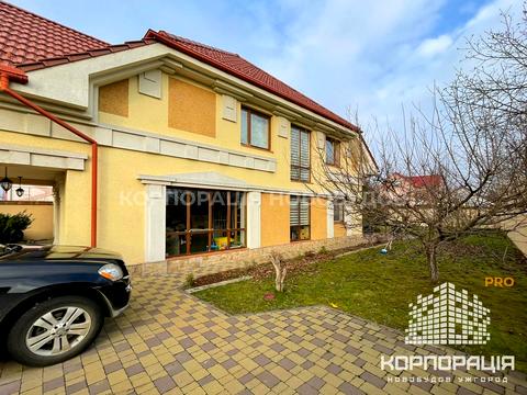будинок за адресою Коритнянська вул., 1