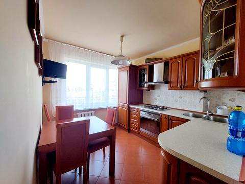 квартира за адресою Наукова вул., 21