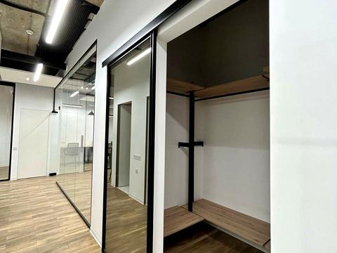 комерційна за адресою Кловський узвіз (Кловський), 7