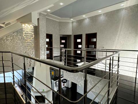 будинок за адресою Молодіжна