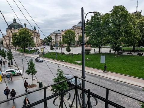 квартира за адресою Свободи просп. (), 25