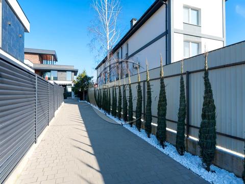 будинок за адресою Сергія Колоса вул. (Леніна), 8