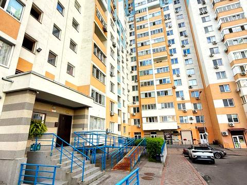 квартира за адресою Сергія Данченка вул., 28