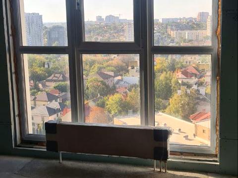 квартира за адресою Літературна вул., 12