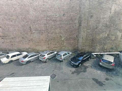 комерційна за адресою Володимирська вул., 51/53