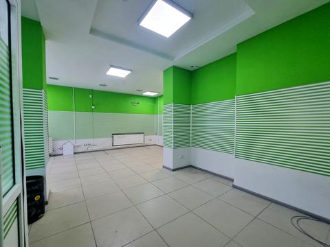 комерційна за адресою Харківське шосе, 58
