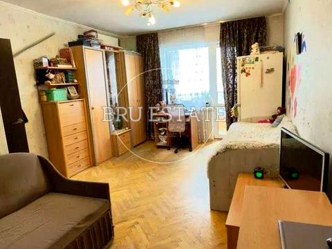 квартира по адресу Захаровская ул., 3