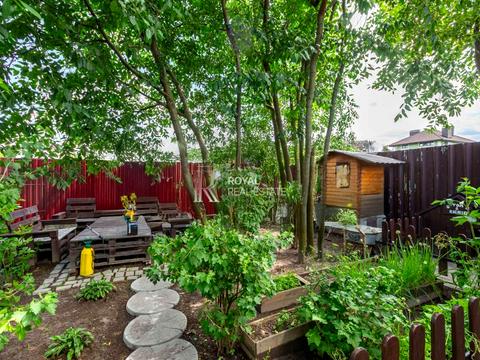 будинок за адресою Артема Максюка вул. (Жовтнева), 7