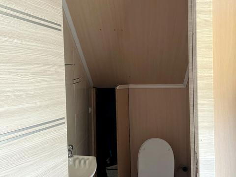 комерційна за адресою Калинівська вул., 13а