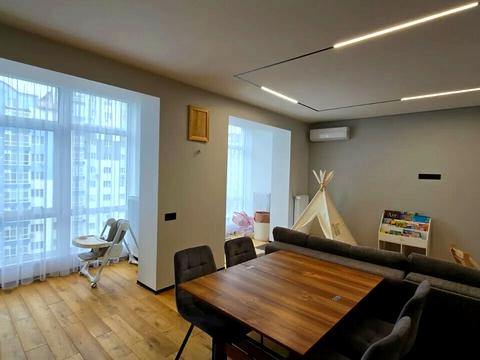 квартира за адресою Височана вул., 18