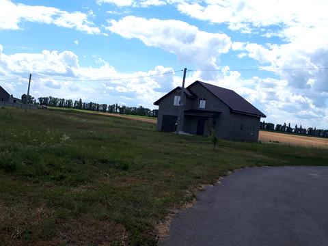 участок по адресу Квітнева