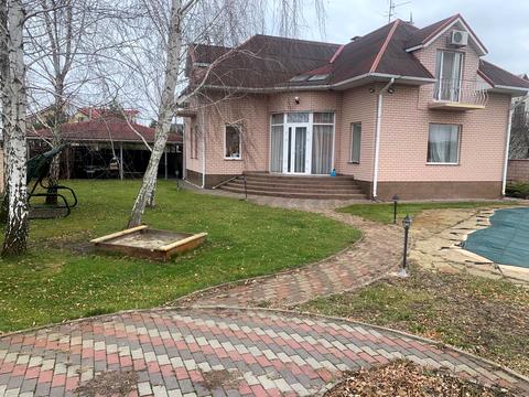 будинок за адресою Молодіжна
