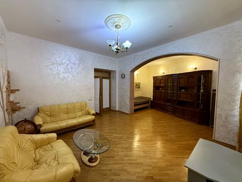 квартира за адресою Василя Стефаника вул., 19