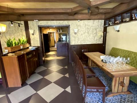 коммерческая по адресу Черновола ул., 82