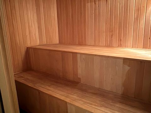 будинок за адресою с. Плюти, Абрикосова, 9