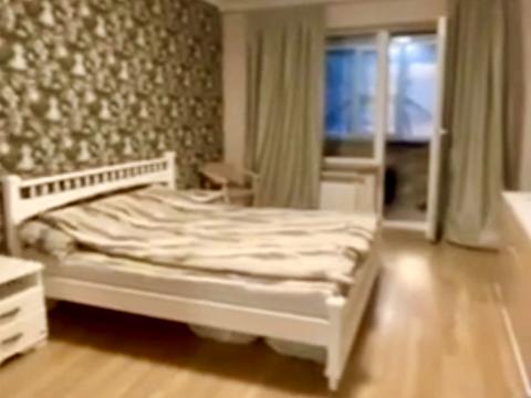 будинок за адресою Святослава Караванського вул. (Жуковського), 24