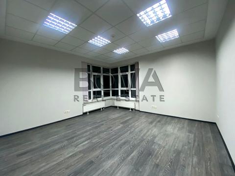 комерційна за адресою Кловський узвіз (Кловський), 7a