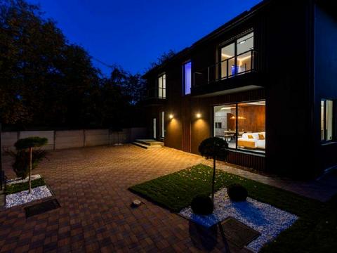 будинок за адресою Центральна вул.