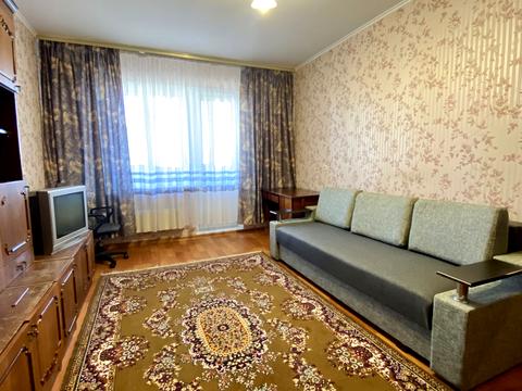 квартира за адресою Ревуцького вул., 36/2