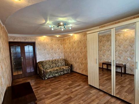 квартира за адресою житловий масив Тополя-3 вул., 10