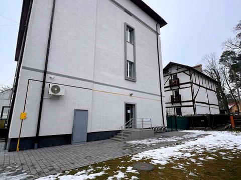 коммерческая по адресу Ясная ул., 3
