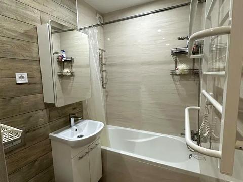 квартира по адресу Левка Лукʼяненка ул. (Василия Жуковского), 35