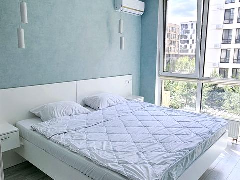 квартира за адресою Салютна вул., 2