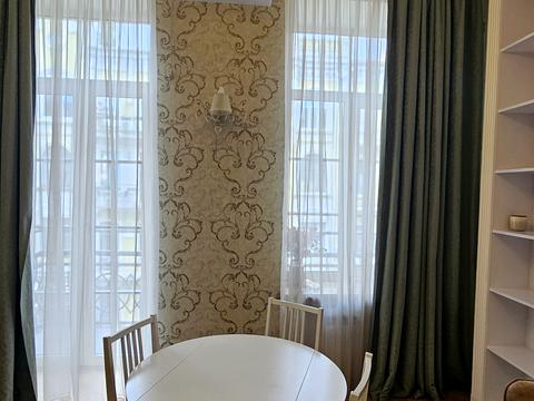 квартира по адресу Андреевский спуск, 3