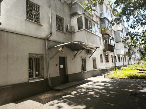 комерційна за адресою Олександра Щербакова вул. (Вакуленчука), 3