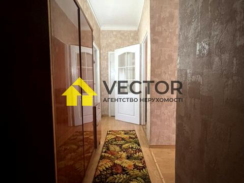 квартира за адресою Соборності вул. (Жовтнева), 75/2