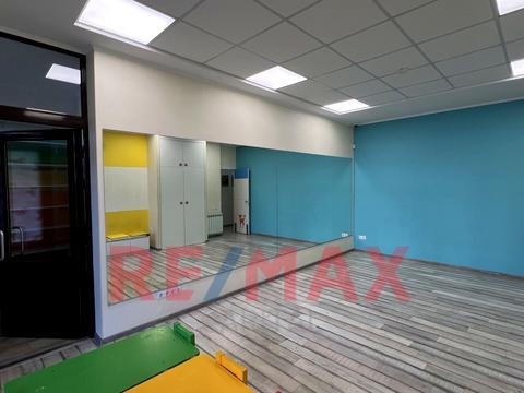комерційна за адресою Авіаконструктора Ігоря Сікорського вул. (Танкова), 4-Г