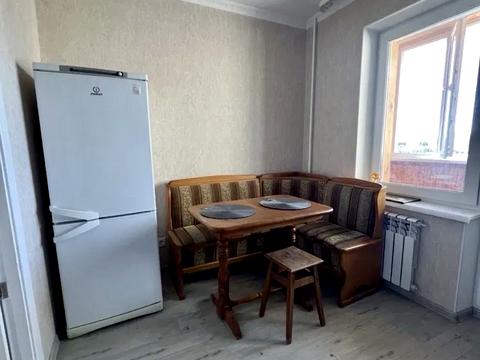 квартира за адресою В'ячеслава Чорновола вул., 14