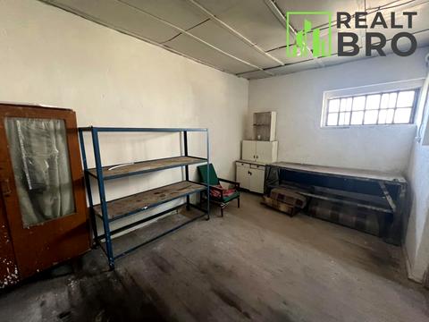 комерційна за адресою Романа Шухевича вул. (Курчатова), 1