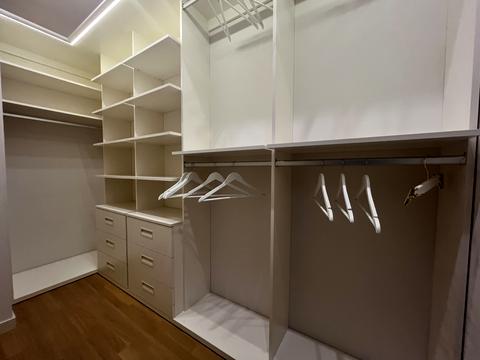 квартира за адресою Андрія Верхогляда вул. (Михайла Драгомирова), 20