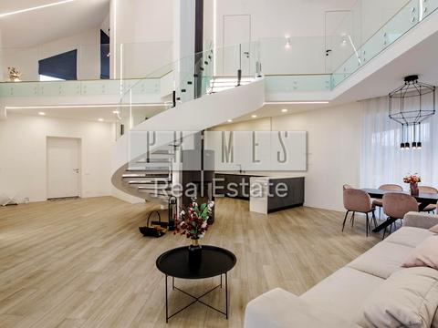 будинок за адресою Вишнева вул.