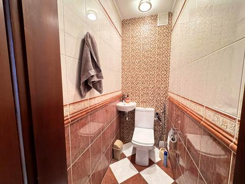 будинок за адресою Винники, Івасюка вул.