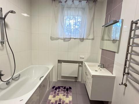 будинок за адресою Миколи Юнкерова вул.