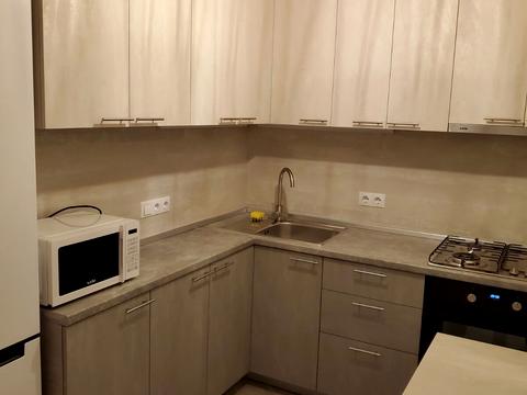 квартира по адресу Романа Ратушного ул. (Волгоградська), 4