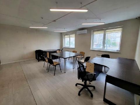 комерційна за адресою Київ, Ревуцького вул., 40-В