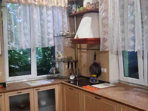 дом по адресу Конотопская ул., 11