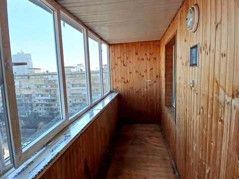 квартира за адресою Ореста Левицького вул. (Академіка Курчатова), 11