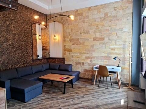 квартира за адресою Дерибасівська вул., 31
