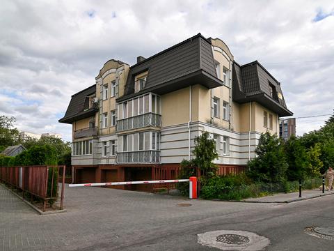квартира за адресою Клима Савура вул., 8