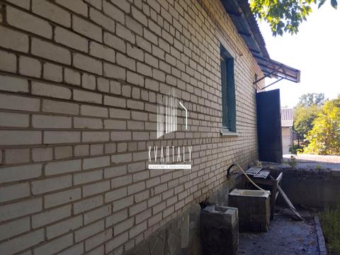 будинок за адресою діброва, 104