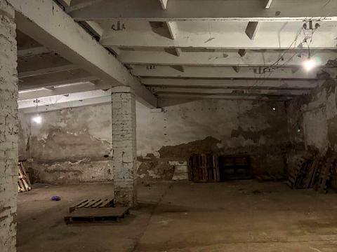 комерційна за адресою Свіштовська, 19